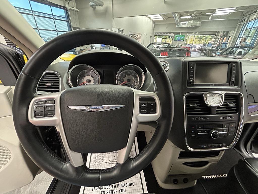 used 2015 Chrysler Town & Country car, priced at $7,200