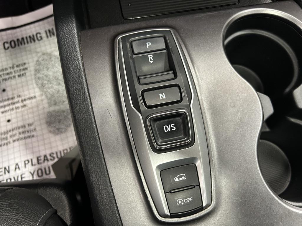 used 2022 Honda Pilot car, priced at $32,995