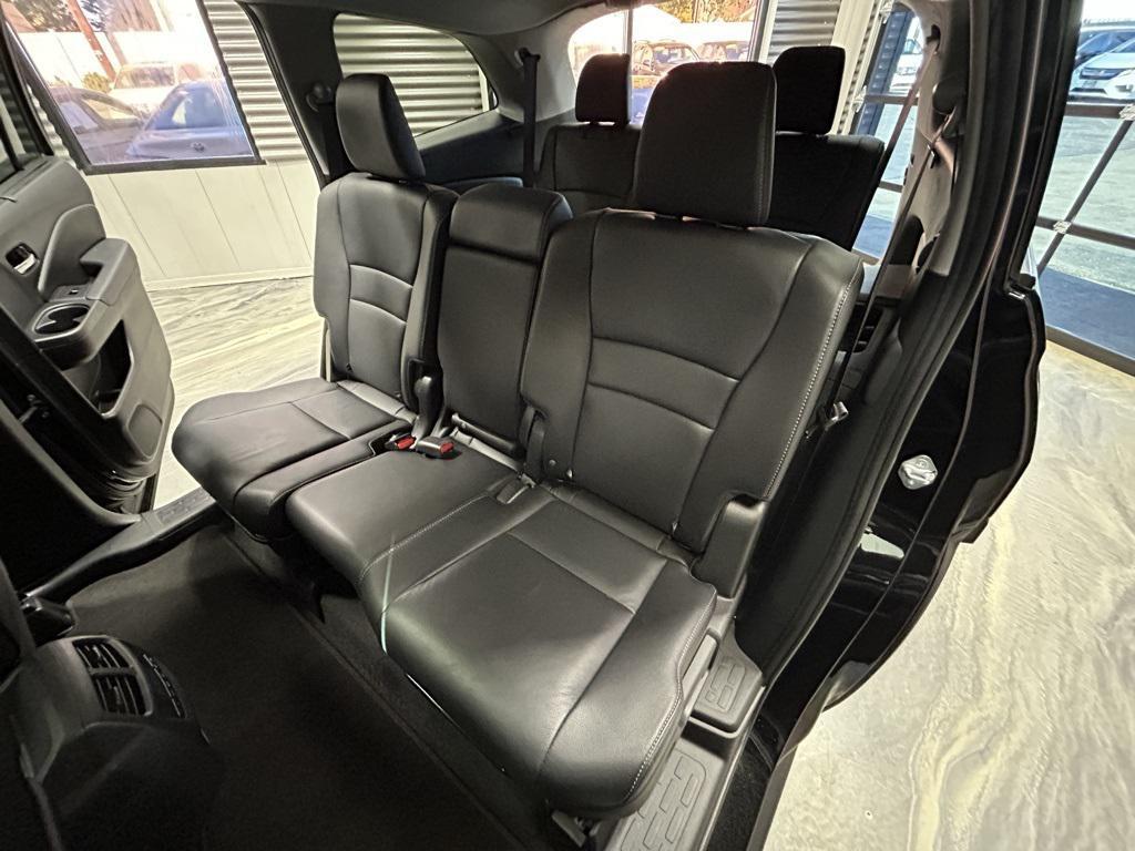 used 2022 Honda Pilot car, priced at $32,995