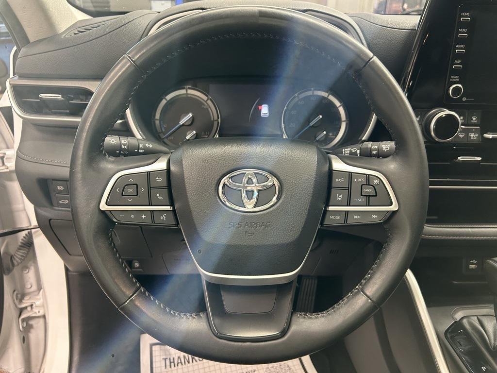 used 2022 Toyota Highlander Hybrid car, priced at $34,795
