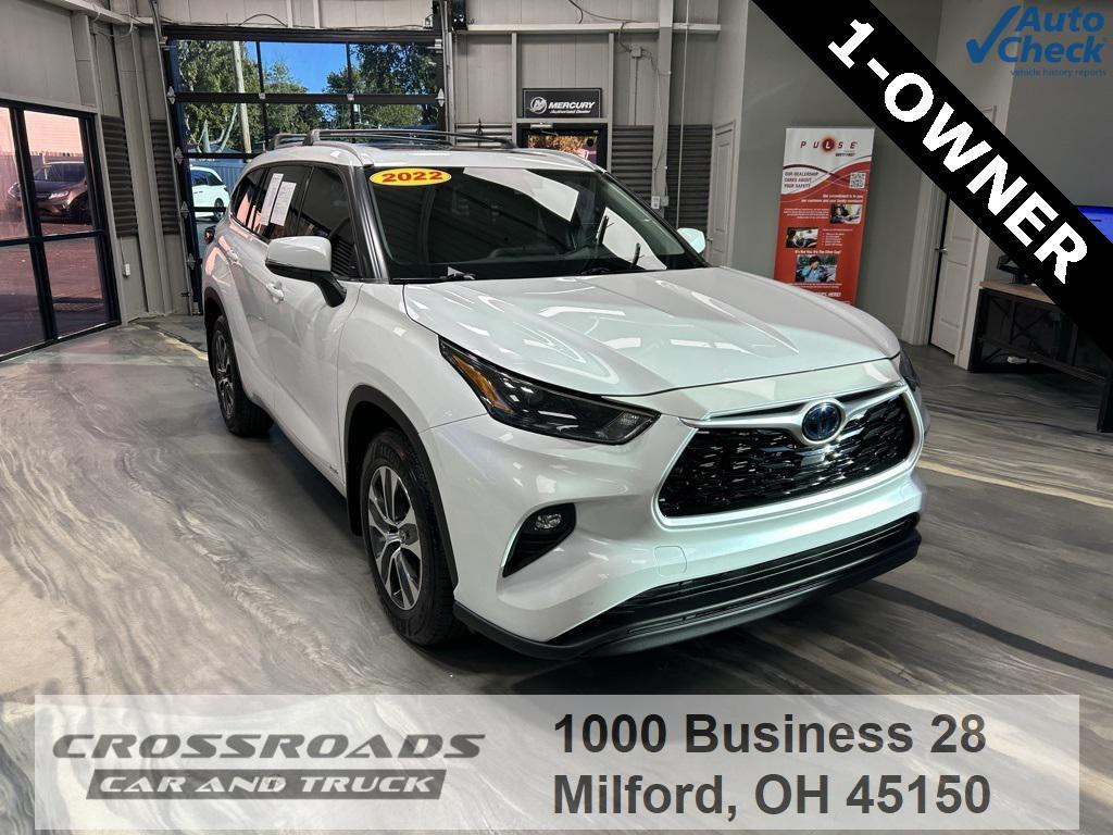 used 2022 Toyota Highlander Hybrid car, priced at $34,795