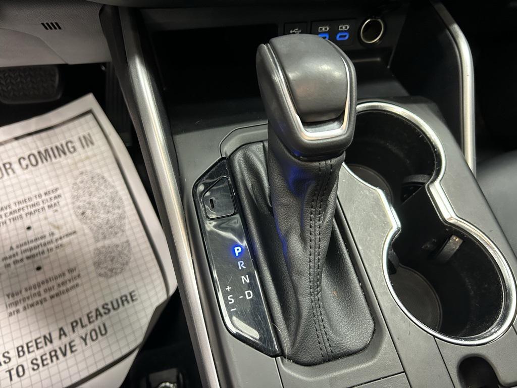 used 2022 Toyota Highlander Hybrid car, priced at $34,795