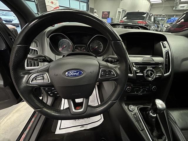 used 2017 Ford Focus ST car
