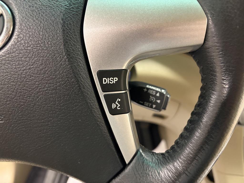 used 2012 Toyota Highlander car, priced at $10,500