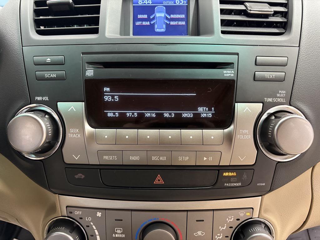 used 2012 Toyota Highlander car, priced at $10,500