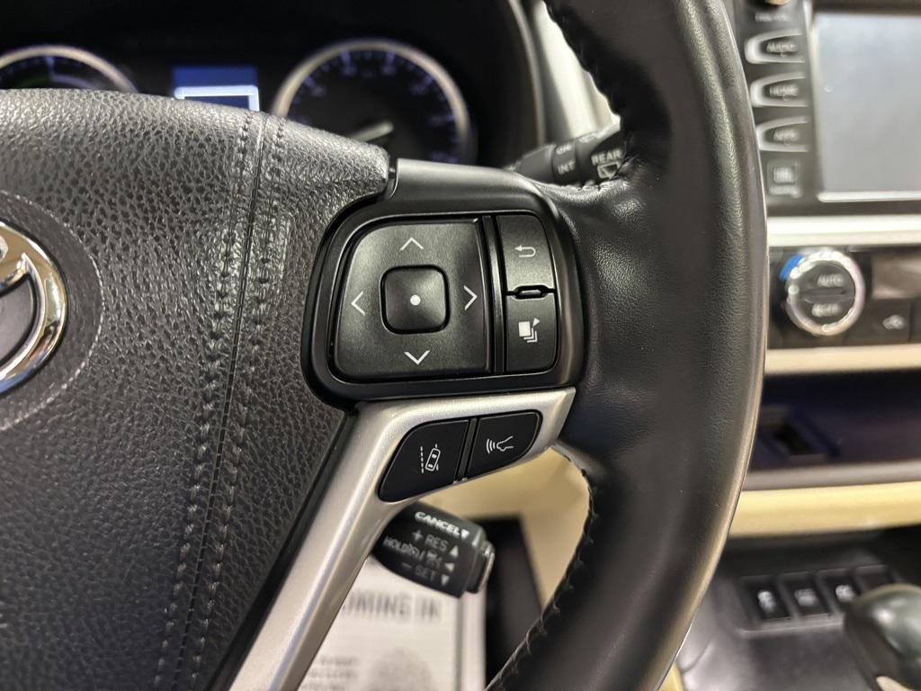 used 2018 Toyota Highlander Hybrid car, priced at $22,695