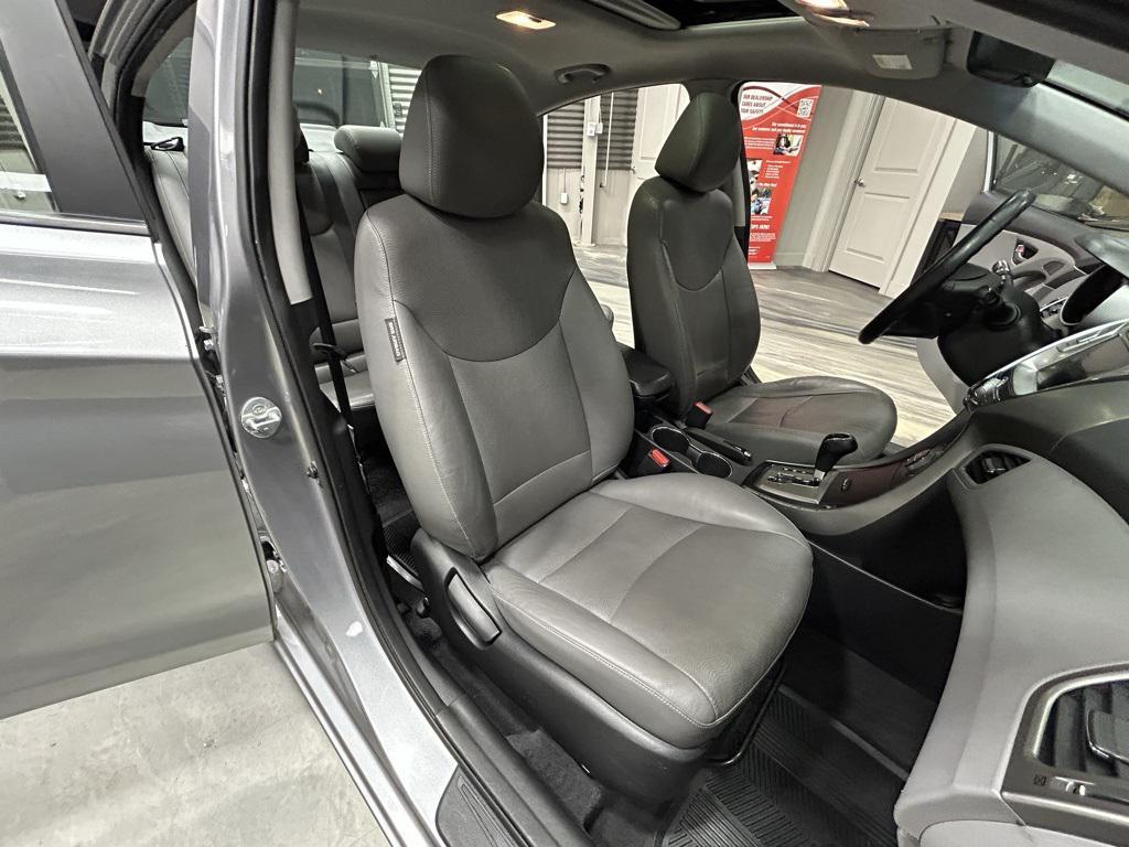 used 2013 Hyundai Elantra car, priced at $5,900
