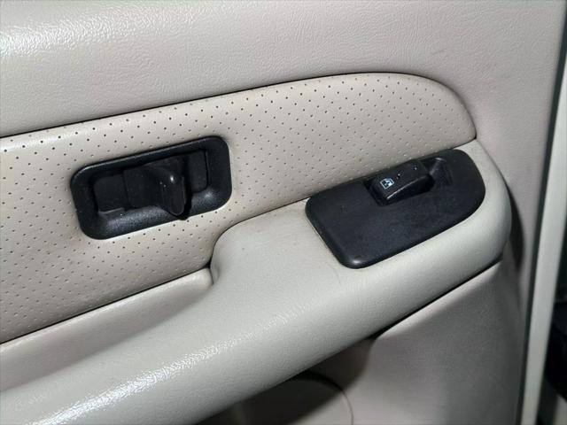used 2003 Cadillac Escalade EXT car, priced at $11,000