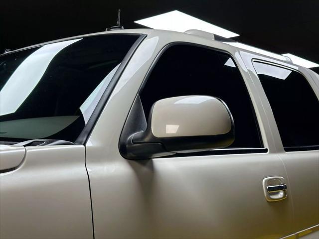 used 2003 Cadillac Escalade EXT car, priced at $11,000