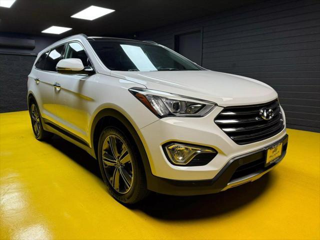 used 2015 Hyundai Santa Fe car, priced at $11,500