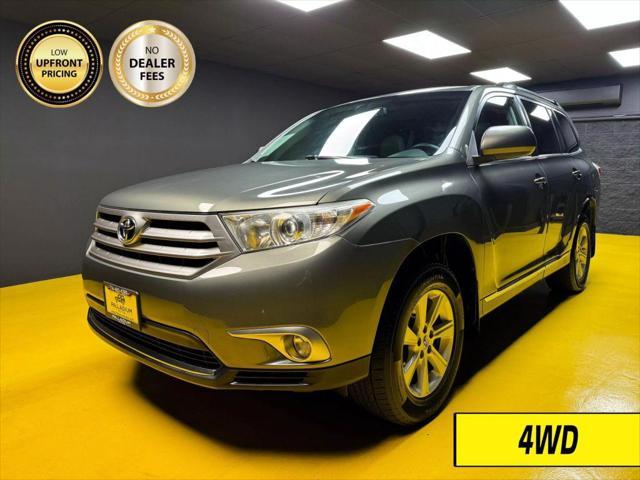 used 2012 Toyota Highlander car, priced at $12,950