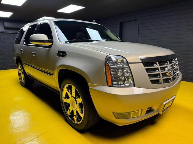 used 2011 Cadillac Escalade car, priced at $13,000