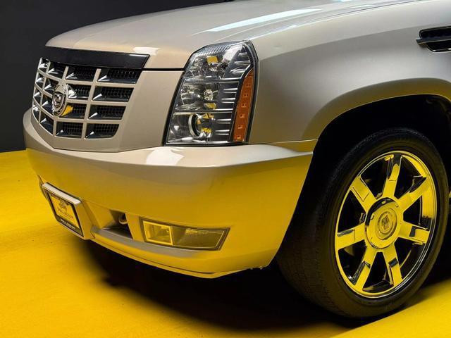 used 2011 Cadillac Escalade car, priced at $13,000