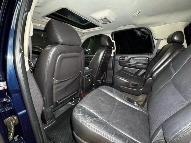 used 2008 Cadillac Escalade car, priced at $12,500