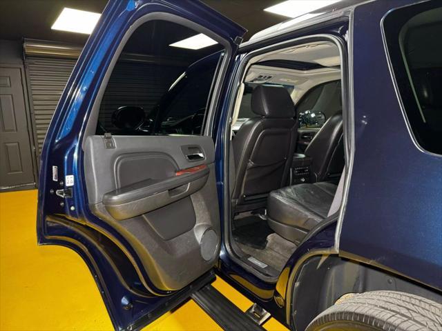 used 2008 Cadillac Escalade car, priced at $12,500