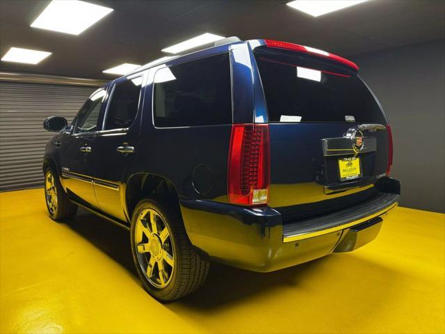 used 2008 Cadillac Escalade car, priced at $12,500