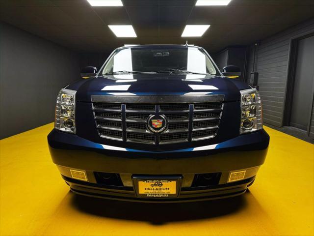 used 2008 Cadillac Escalade car, priced at $12,500