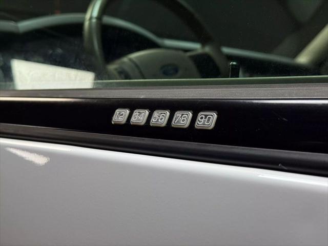 used 2009 Ford Expedition EL car, priced at $11,500