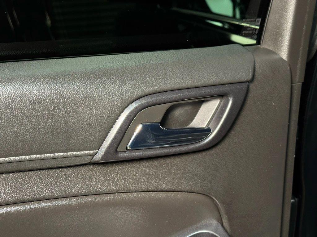 used 2017 GMC Yukon car, priced at $18,997