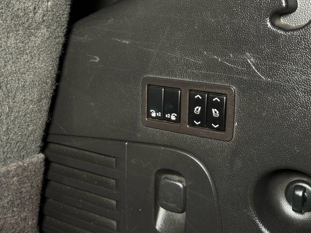 used 2017 GMC Yukon car, priced at $18,997