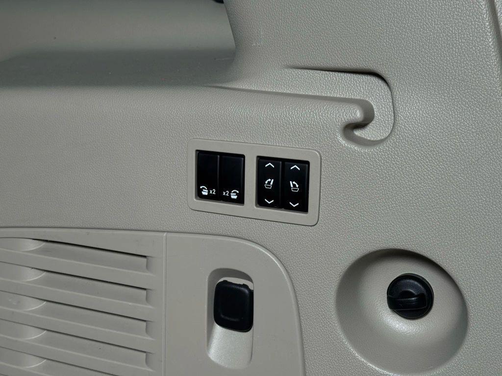 used 2015 Cadillac Escalade ESV car, priced at $24,500