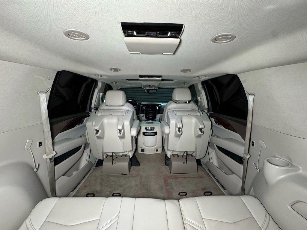 used 2015 Cadillac Escalade ESV car, priced at $24,500