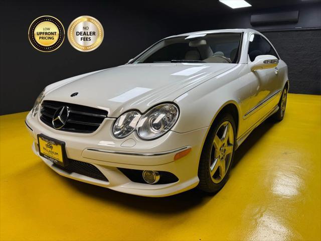 used 2007 Mercedes-Benz CLK-Class car, priced at $8,500