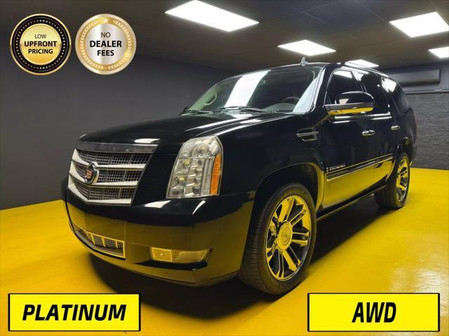 used 2009 Cadillac Escalade car, priced at $15,500