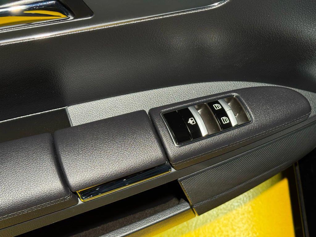 used 2010 Mercedes-Benz S-Class car, priced at $12,900