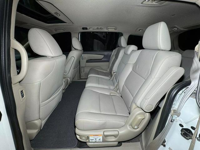 used 2011 Honda Odyssey car, priced at $14,500