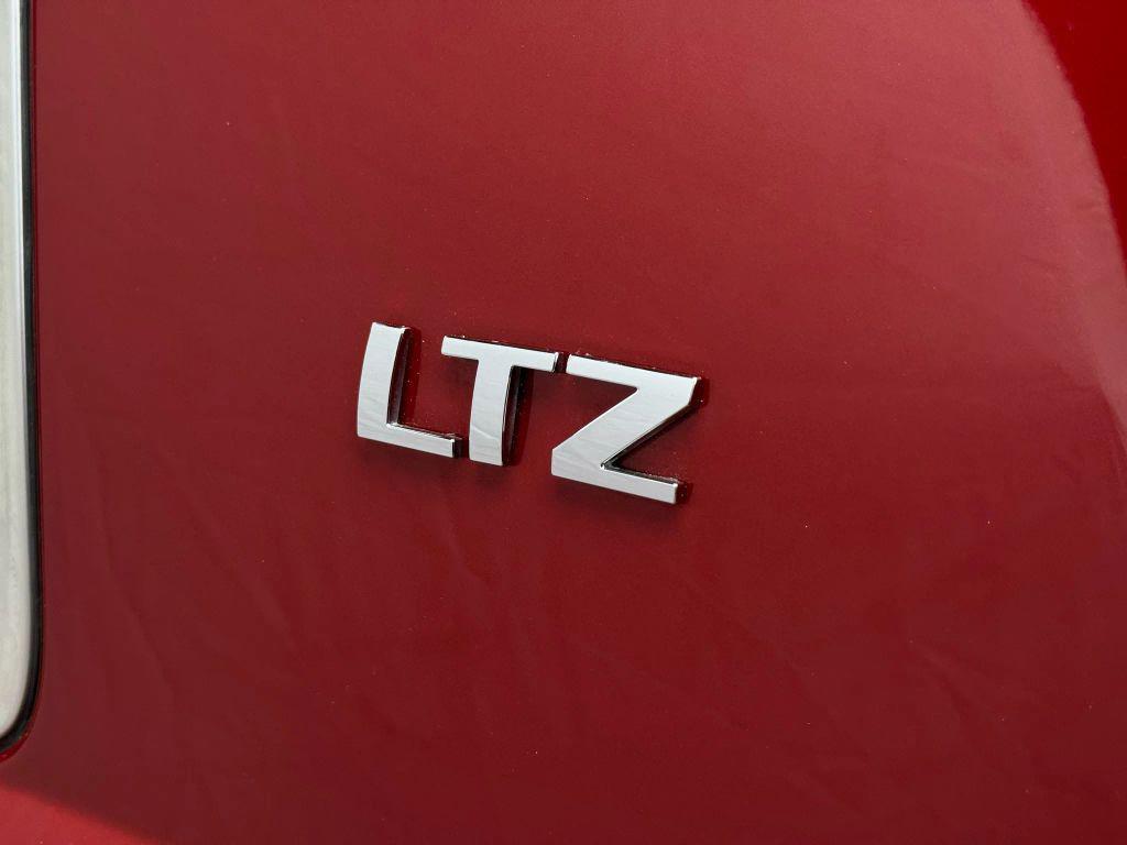 used 2015 Chevrolet Suburban car, priced at $20,997