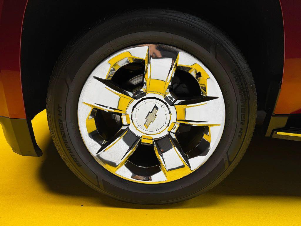 used 2015 Chevrolet Suburban car, priced at $20,997