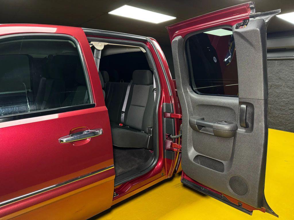 used 2013 GMC Sierra 1500 car, priced at $17,995