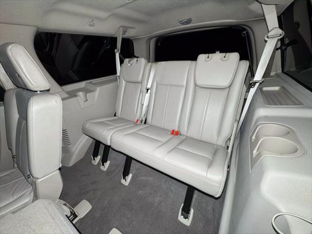 used 2007 Ford Expedition EL car, priced at $9,997