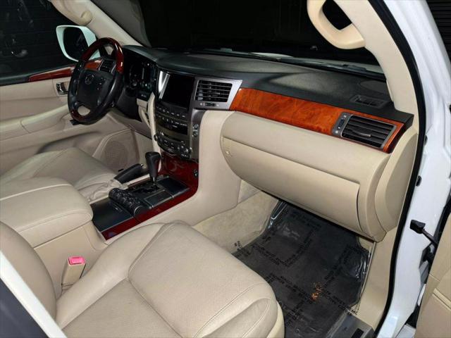 used 2009 Lexus LX 570 car, priced at $22,500