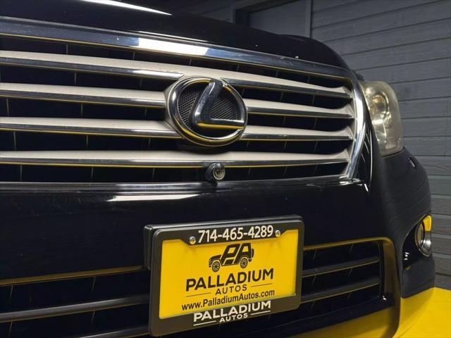 used 2011 Lexus LX 570 car, priced at $33,250