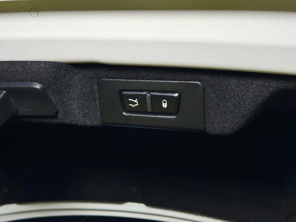 used 2016 Maserati Quattroporte car, priced at $20,997