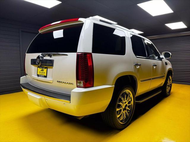 used 2011 Cadillac Escalade car, priced at $13,300