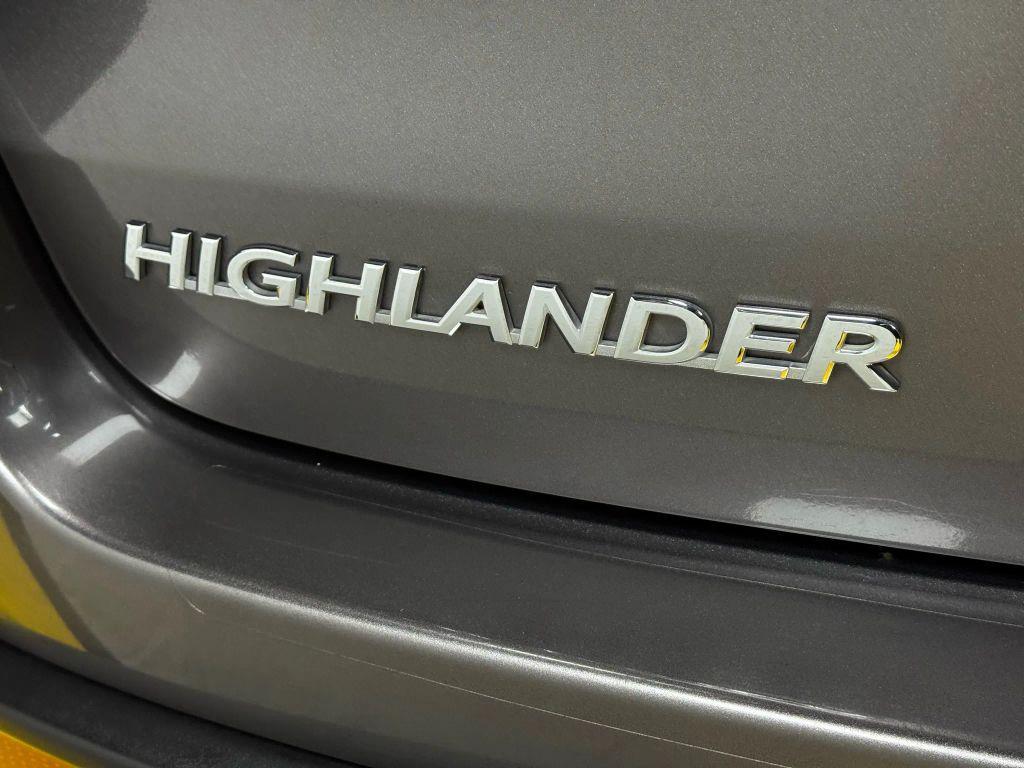used 2018 Toyota Highlander car, priced at $19,997