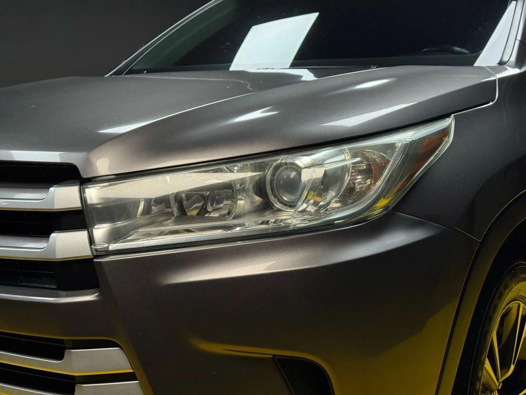 used 2018 Toyota Highlander car, priced at $19,997