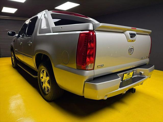 used 2009 Cadillac Escalade EXT car, priced at $13,950