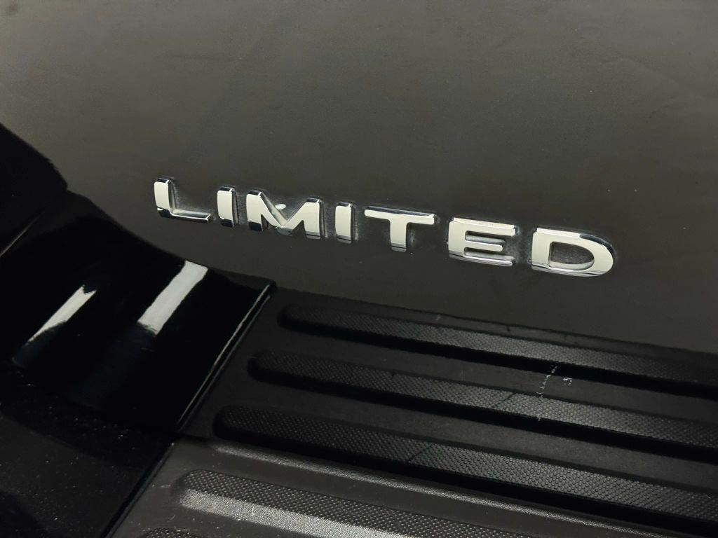 used 2016 Ford Expedition car, priced at $13,997