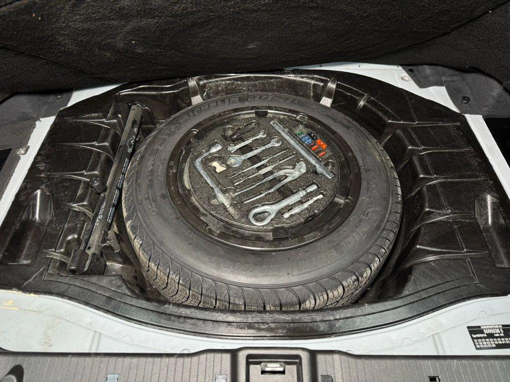 used 2000 Mercedes-Benz S-Class car, priced at $7,997