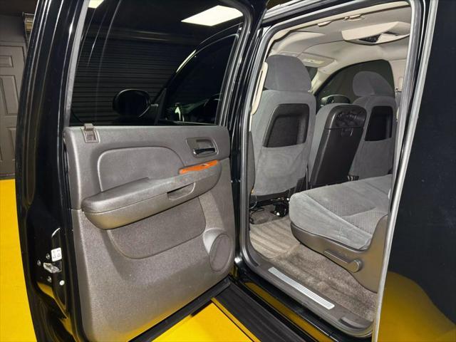 used 2008 GMC Yukon XL car, priced at $11,997