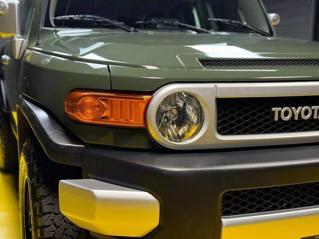 used 2013 Toyota FJ Cruiser car, priced at $27,400