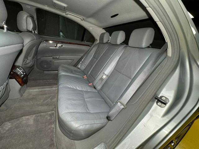 used 2007 Mercedes-Benz S-Class car, priced at $9,500