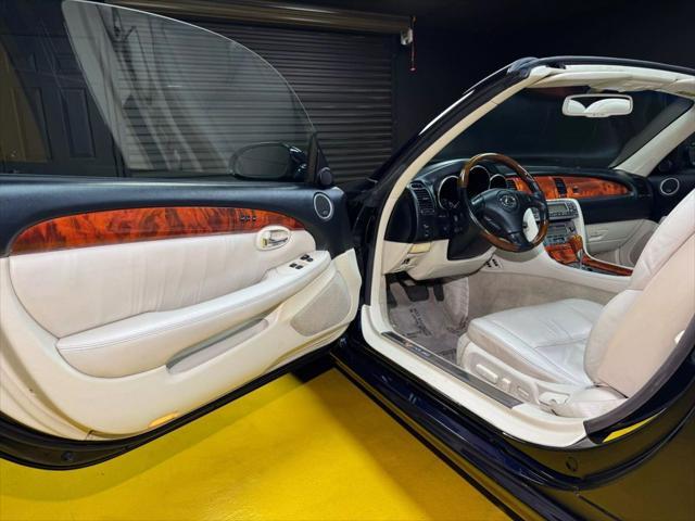 used 2007 Lexus SC 430 car, priced at $20,500