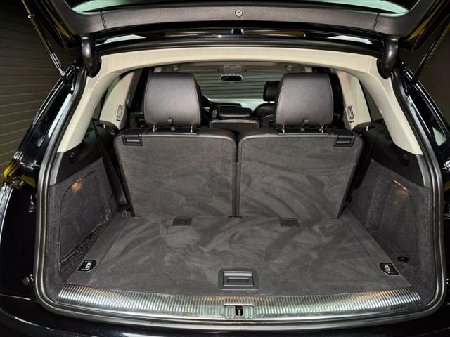 used 2014 Audi Q7 car, priced at $12,500