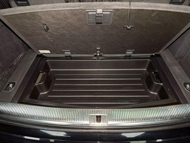 used 2014 Audi Q7 car, priced at $12,500