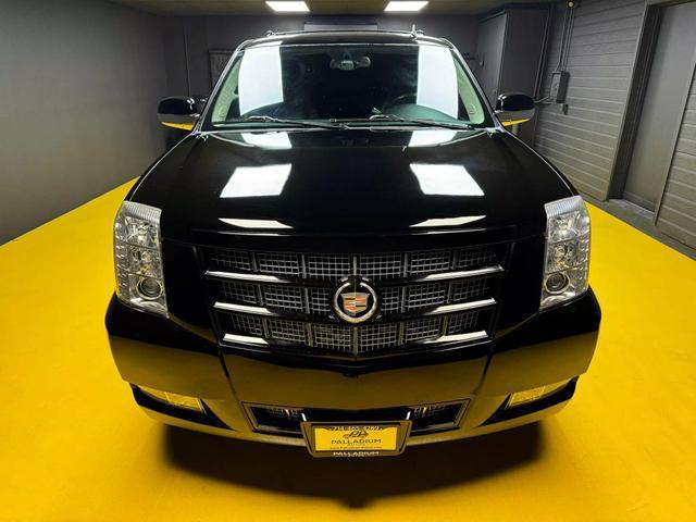 used 2013 Cadillac Escalade car, priced at $17,300